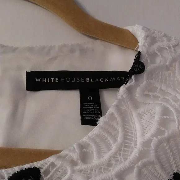 White House Black Market Embroidered Top. - Picture 2 of 3